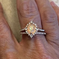 New CZ 2 piece wedding ring size 9