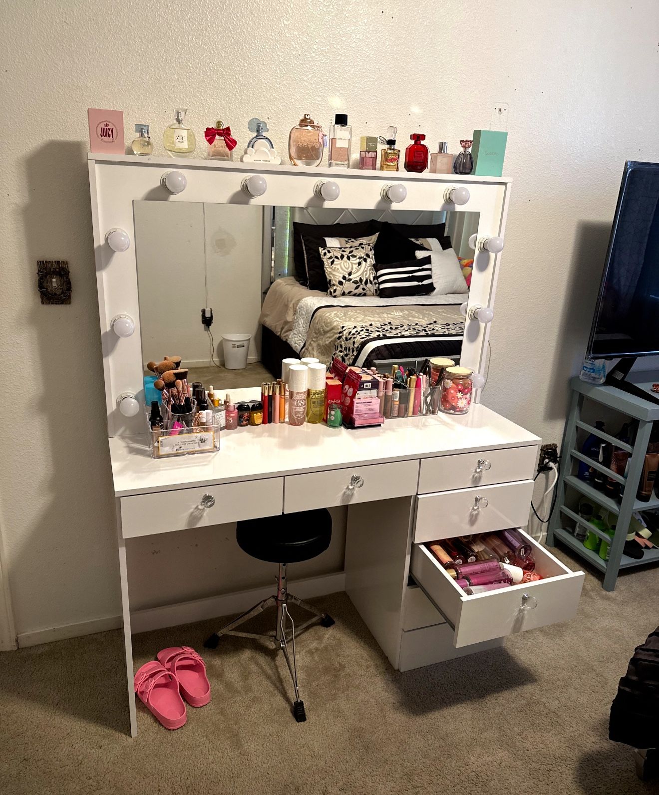 Vanity