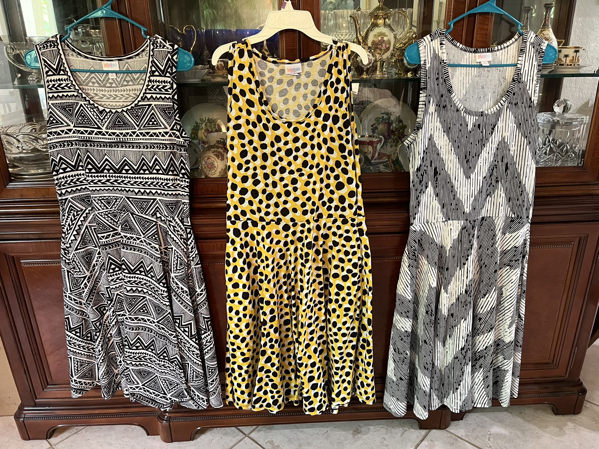 LulaRoe Dress In Excellent Condition - Size M