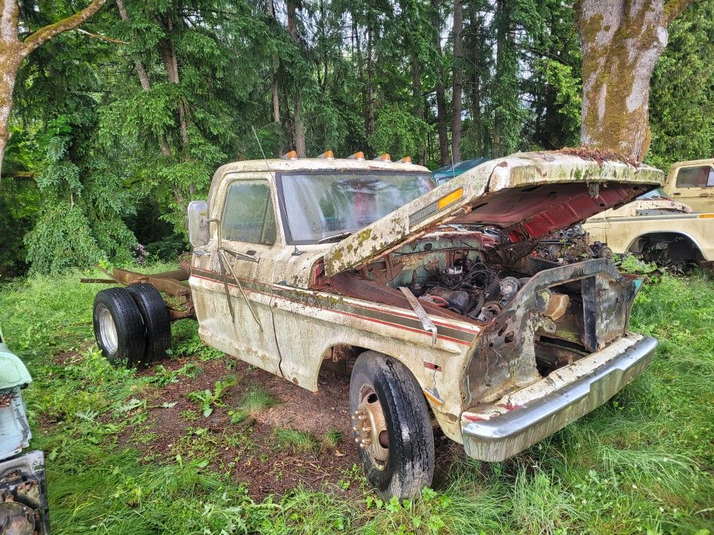 Ford Bumpside F350 Part Out 67 68 69 70 71 72