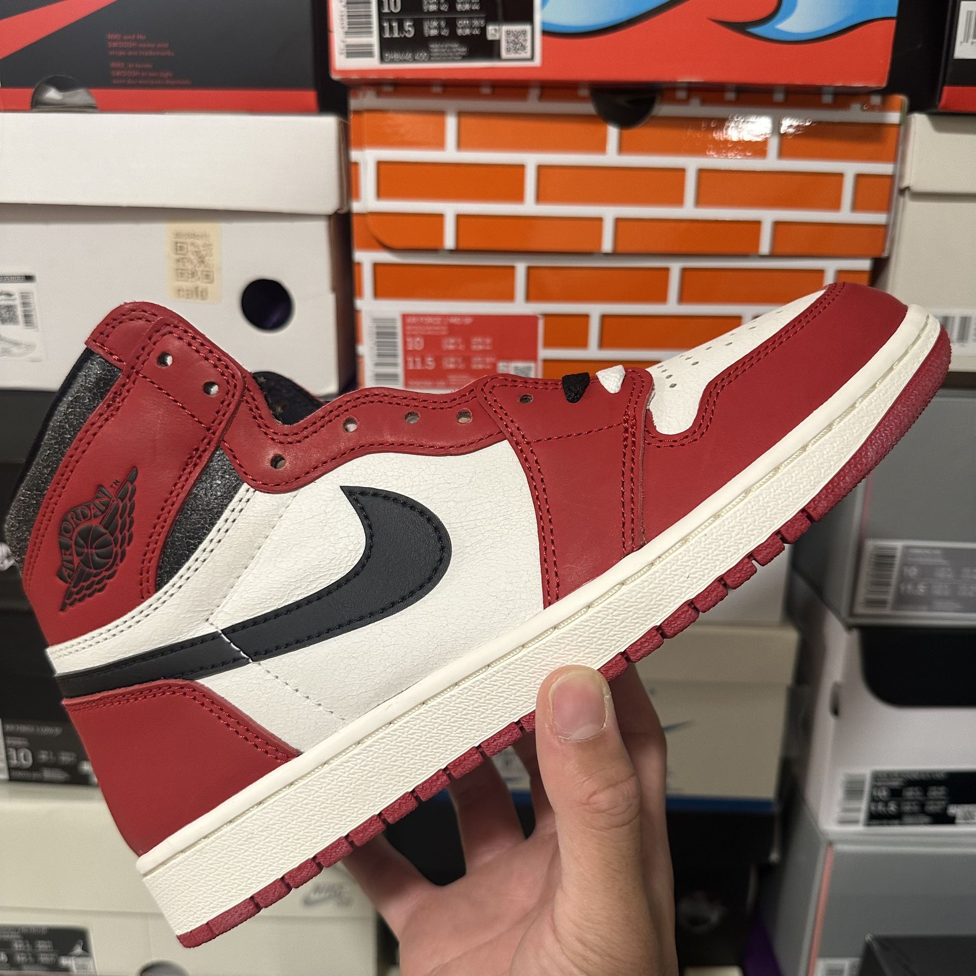 Jordan 1 Retro High OG - Chicago Lost And Found (M10)