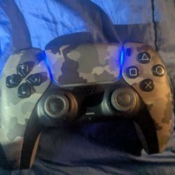 PS5 Controller PlayStation 5 V Control Wireless Grey Camo Like New