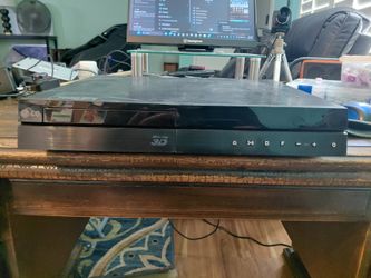 Home Theater-LG Blu-ray 5.1 with 4)Speakers,Centerfill, Sub & Remote