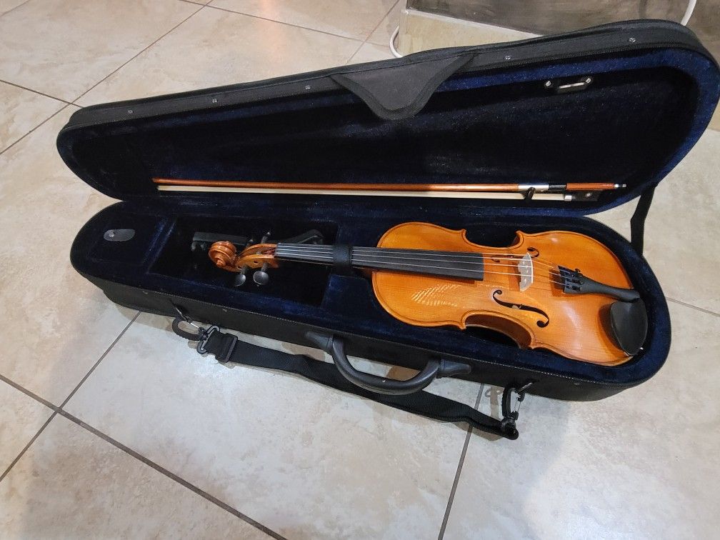 Full Size Carlo Robelli Violin