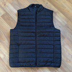 New Men’s Extra Large Black Vest – Lightweight Layering Piece