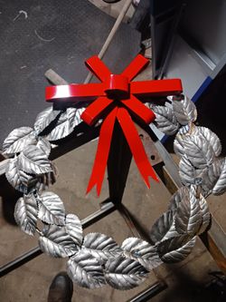 Metal Christmas Wreath