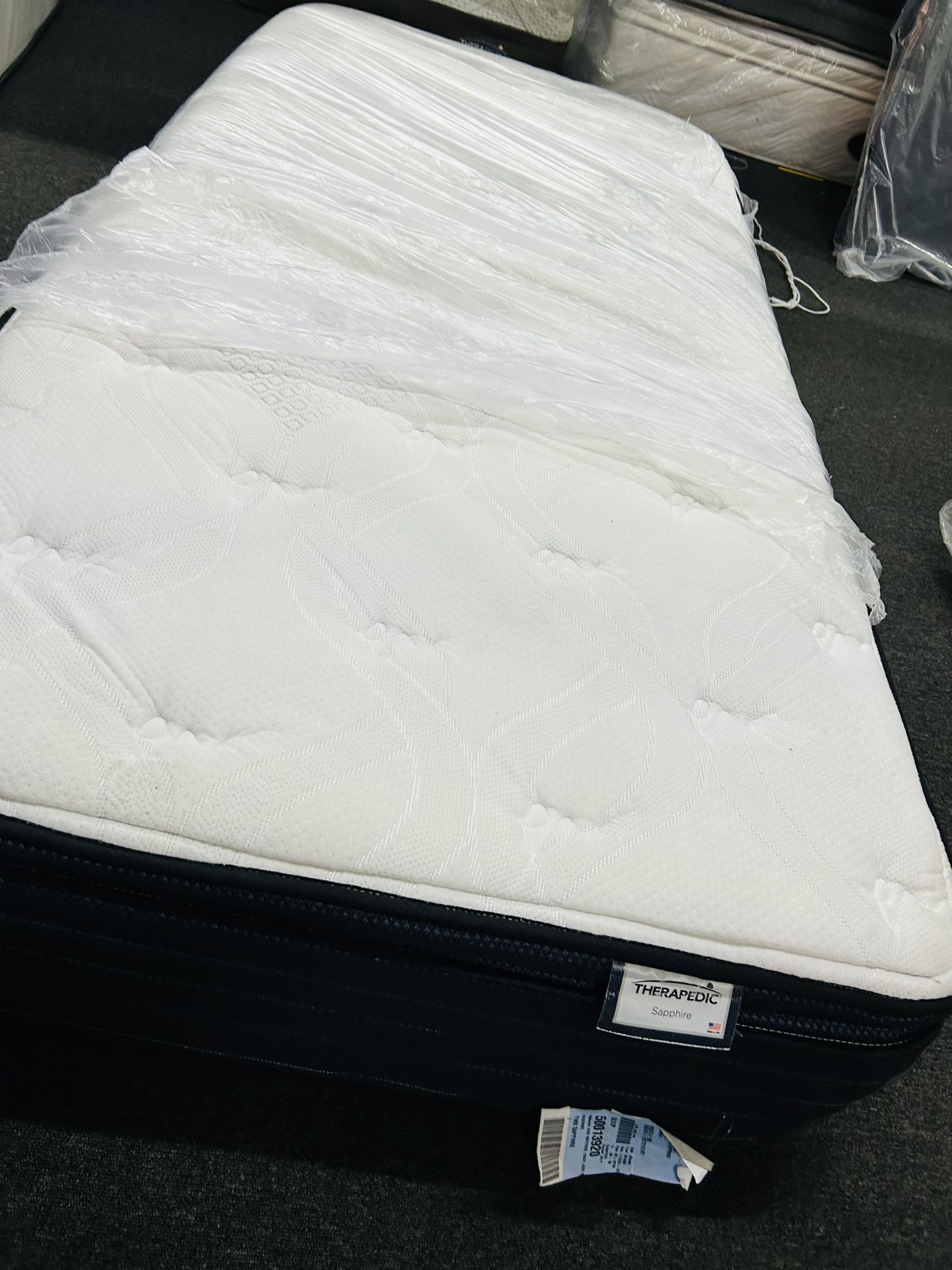 Twin Xl Therapedic Pillowtop Mattress Set