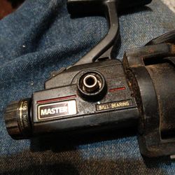 Master 601 Fishing Reel