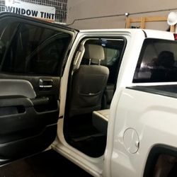 ( Sale ) WindOw 💥TINT Polarizad0 602* 733* 2349 call Text 
