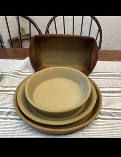 The Pampered Chef Family Heritage 4-Piece Stoneware Bakeware Set 450°F