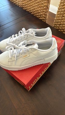 Women’s Puma Court Sneakers
