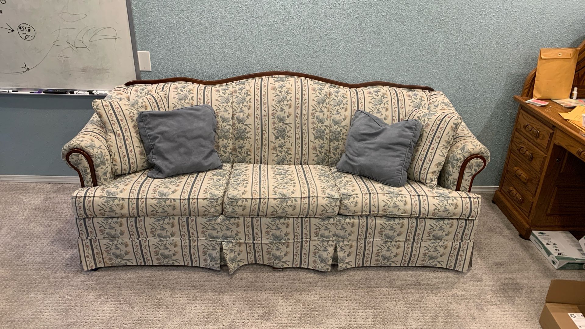 Sofa FREE