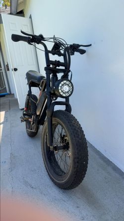 Emoto e-bike/ electric bike