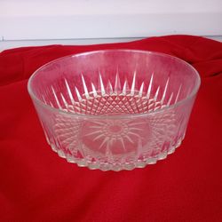 Arcoroc USA Clear Glass Diamond Starburst Bowl Vintage 