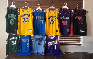 Youth Fanatics Size M Jerseys