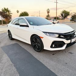 2018 honda Civic Hatchback 