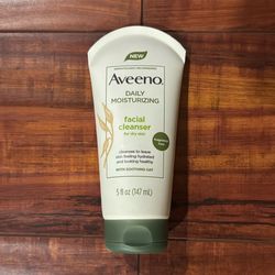 Aveeno Daily Moisturizing Facial Cleanser: For Dry Skin; 5 oz