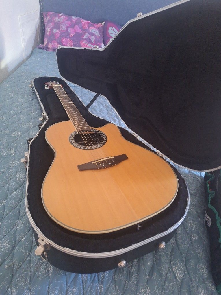 Guitarra Ovation Toca Perfecto