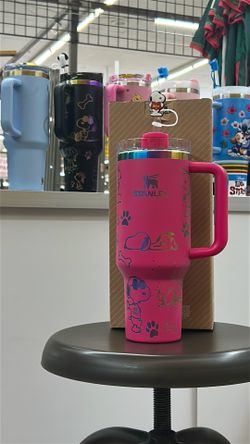 Stanley 40oz Tumbler (Snoopy) pink