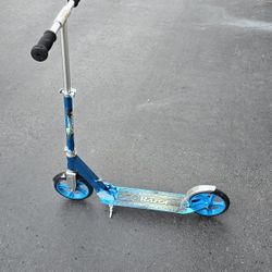 Razor A5 Lux Kick Scooter (Used)
