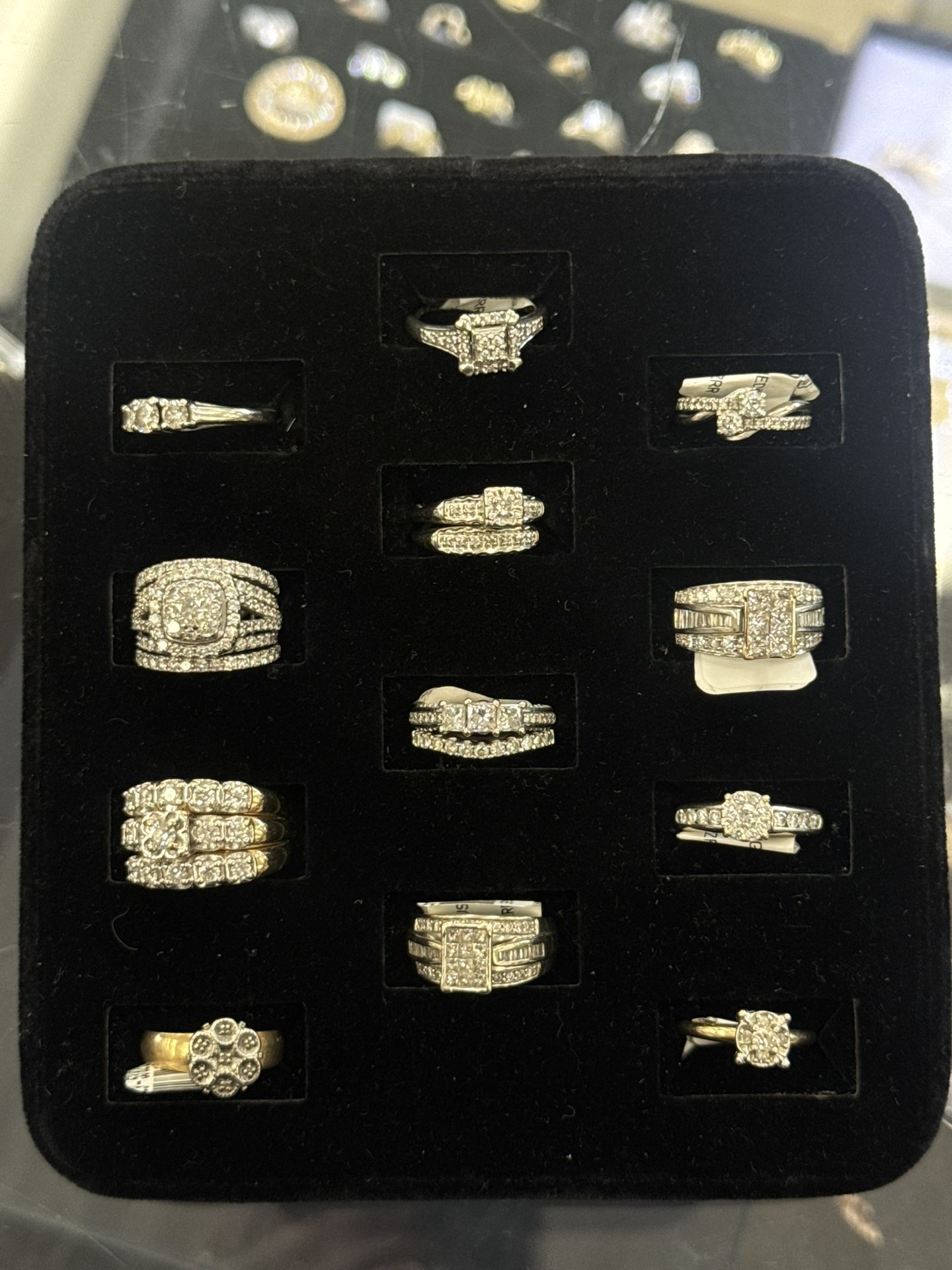 Women’s Engagement Rings