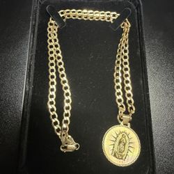 10kt Chain And 14kt Charm 