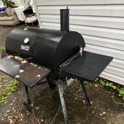 Charcoal grill Bbq
