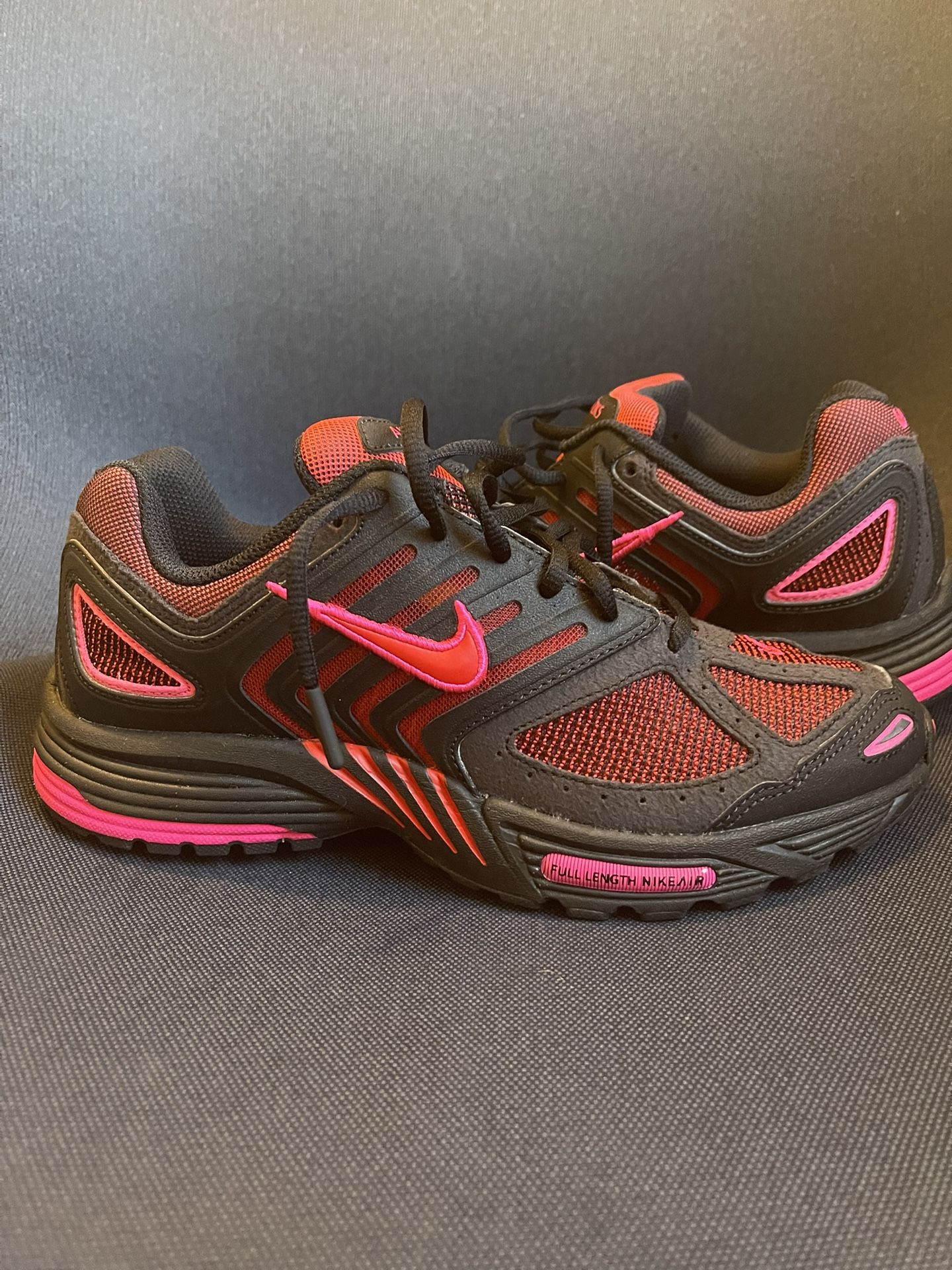 Nike Peg 2K5 Solar Red