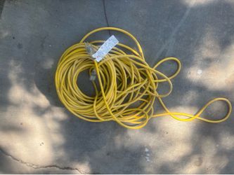 100 foot extension cord electric $25