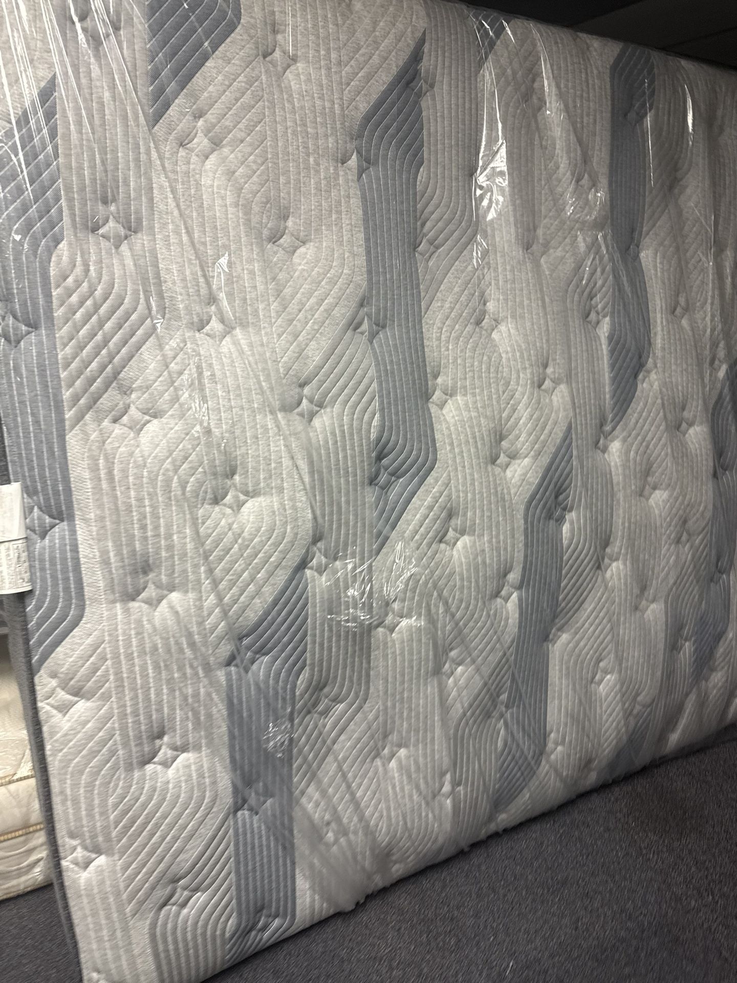 Mattress Clearout!! Spring Sale!! New Inventory!!