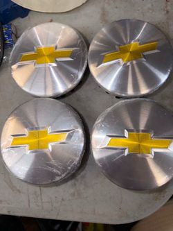 Chevrolet hub caps 83mm