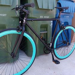 55cm.       FIXIE.       Golden 