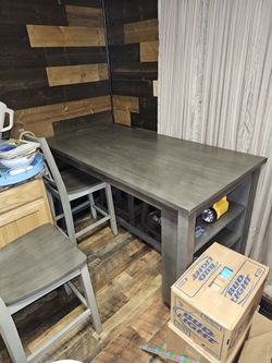 Dining Table, Chairs & Stools