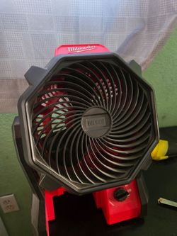 MILWAUKEE M18 FAN