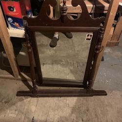 Nice Old Bedroom Vanity 
