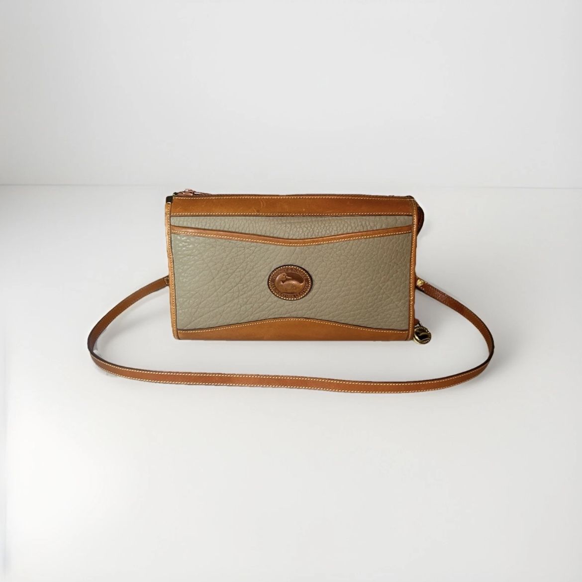 Dooney & Bourke Vintage Pebbled All Weather Leather Shoulder Bag Camel Tan Brass