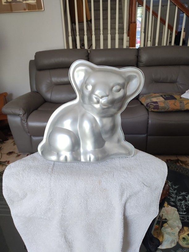 Vintage 1974  Wilton Lion King