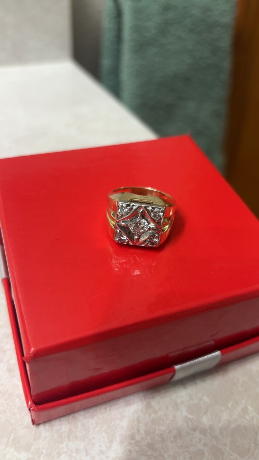 14k Gold Ring With Natural Diamonds Over 1ct