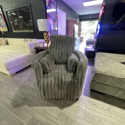 Cordoba Pewter Swivel Manual Recliner 