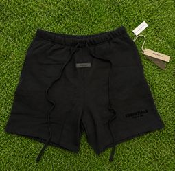 Essentials Black shorts Size small ‼️