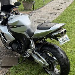 Bike for sale 2006 CBR1000rr