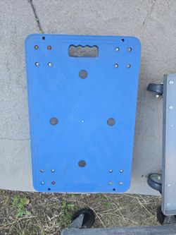 Moving carts with eheels