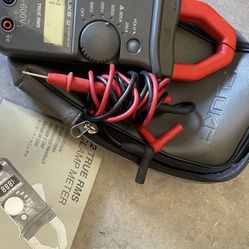 Clamp Multimeter Fluke