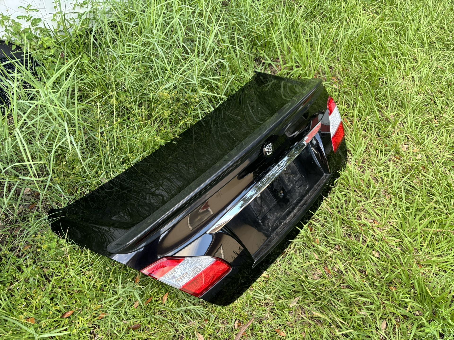 Infiniti M37/M57/q70 Trunk And Tail Lights