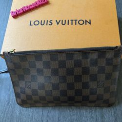 Louis Vuitton Damier Ebene Neverfull Pochette