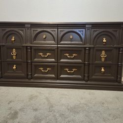 6 Drawer Dresser