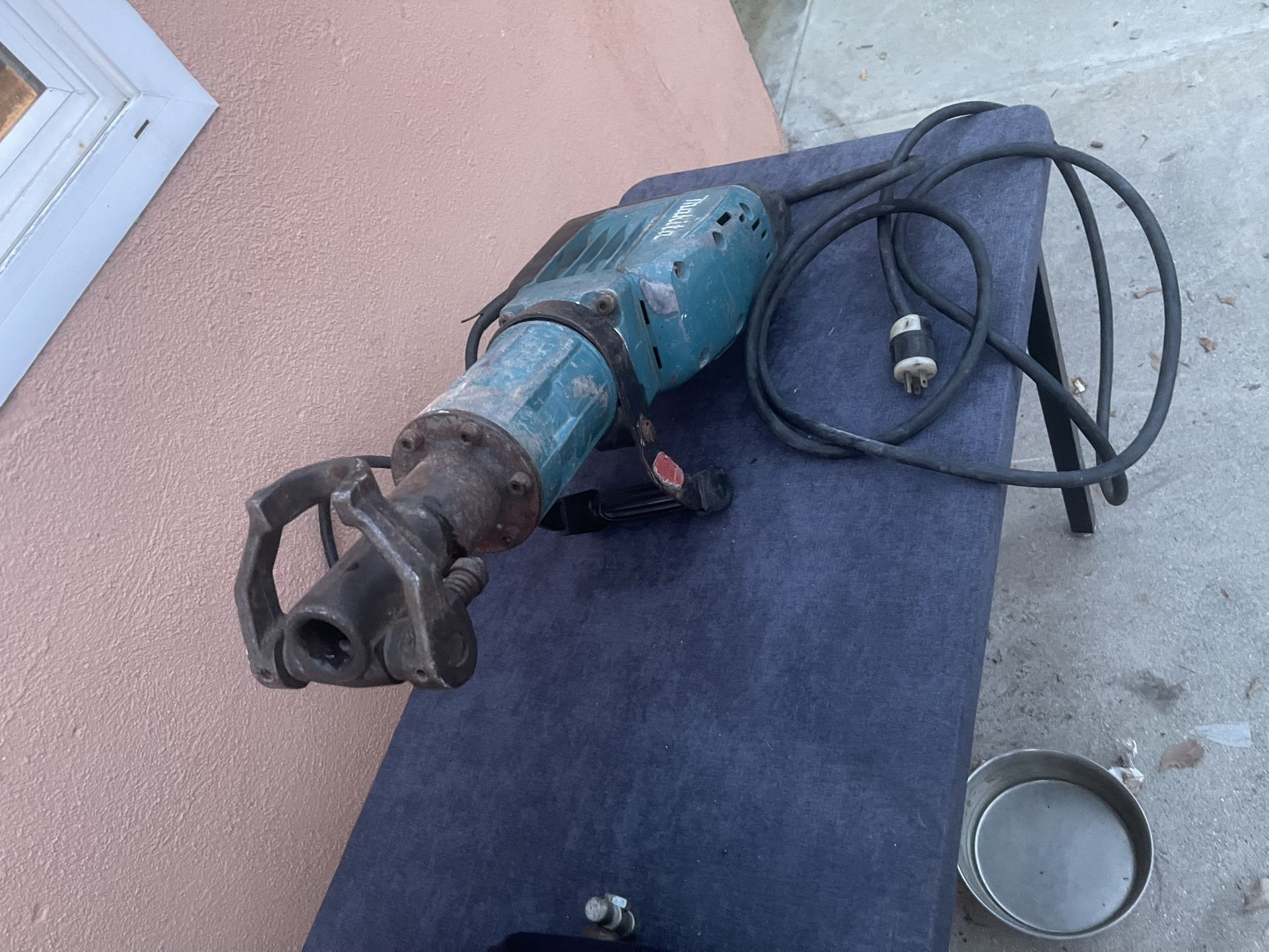 Makita Jack Hammer for Sale in Irwindale, CA OfferUp