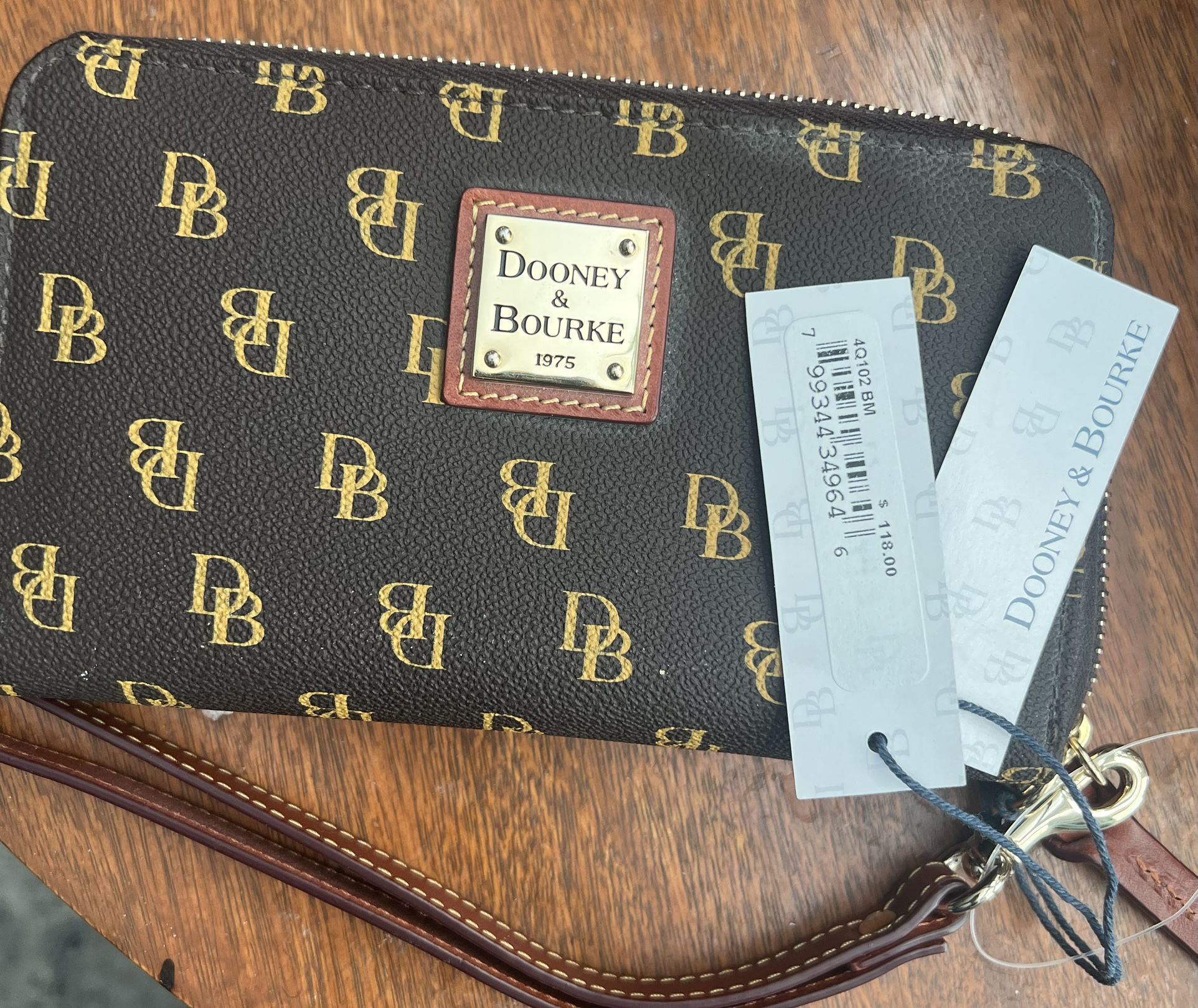 Dooney And Bourke Wallet new