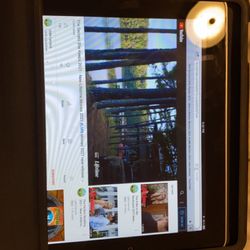 iPad Forsale Throw Me Offers