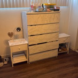 DRESSER AND NIGHT STANDS